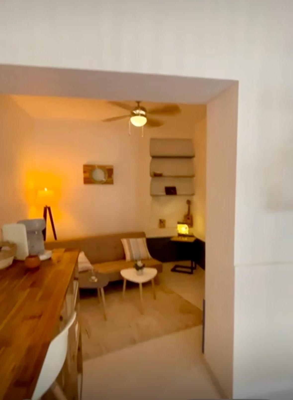 Gites La Maison Pres De La Fontaine Et La Cabane Du Pecheur Talairan Zewnętrze zdjęcie